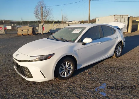 2025 Toyota Camry Le из США, поврежденный, VIN 4T1DAACK6SU621817